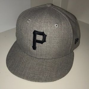 PITTSBURGH PIRATES SNAPBACK HAT